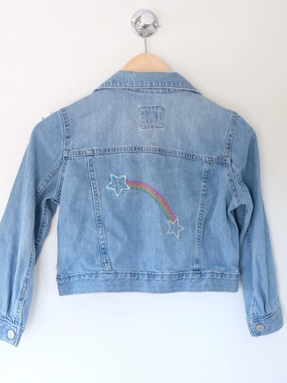 GAP light blue